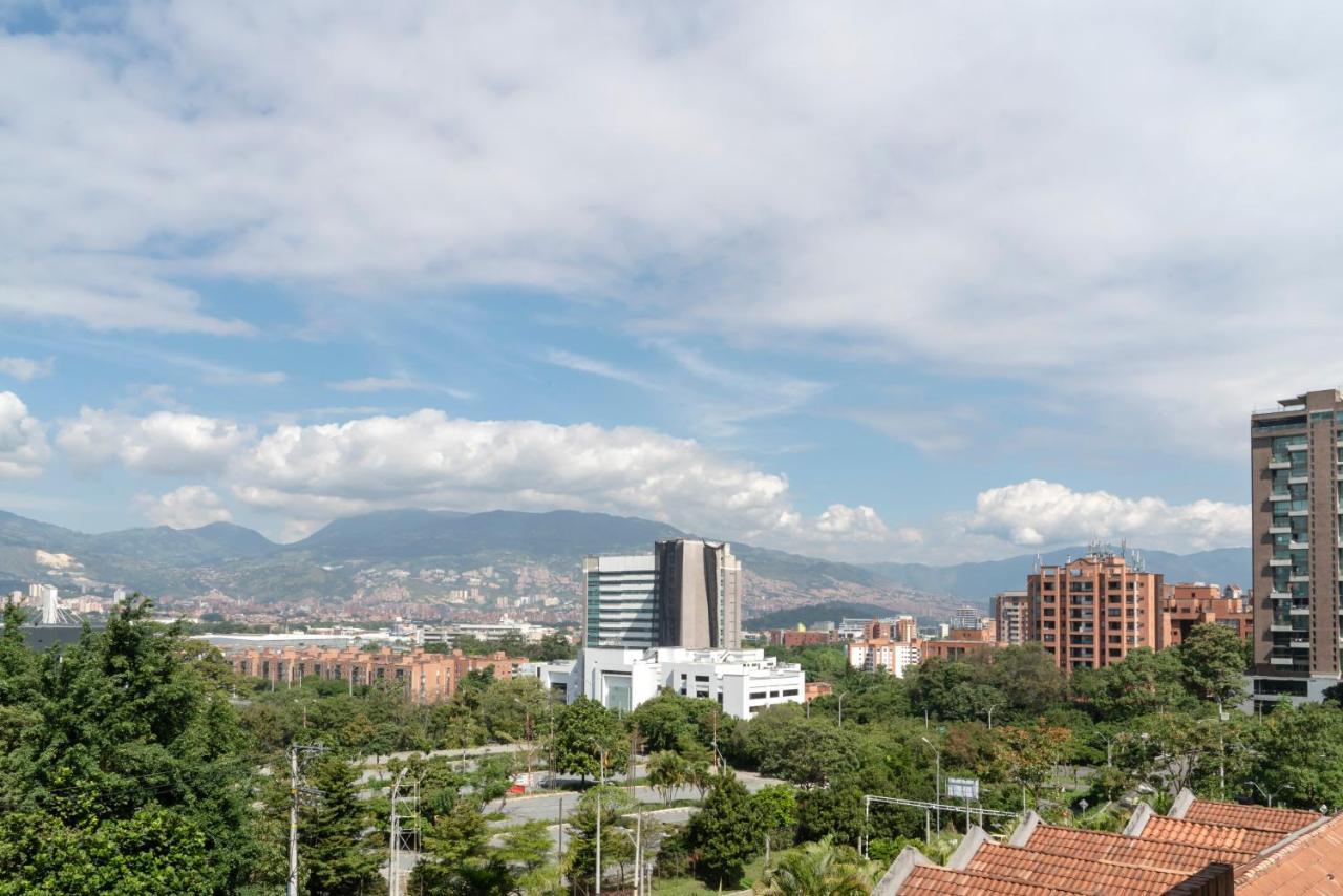 Aptos Alcazar Oviedo By Housy Host メデジン エクステリア 写真